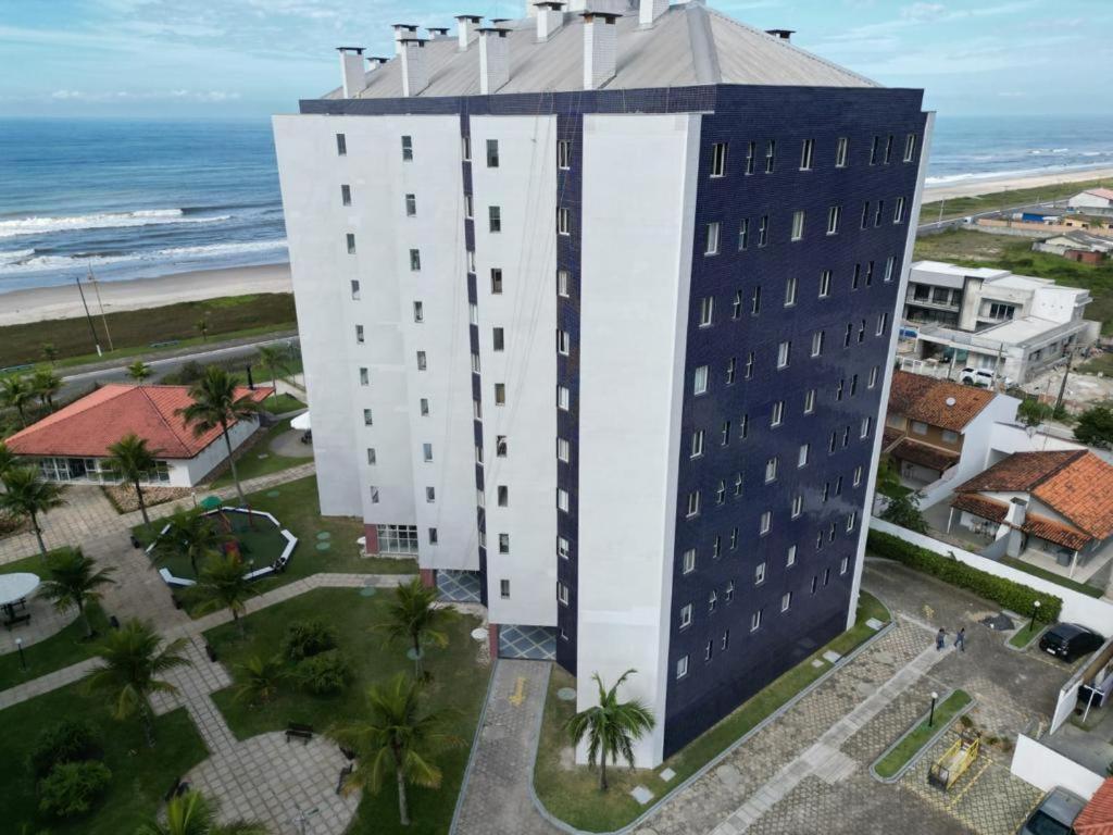 Apto Resort Cambuhy Frente Mar Piscina Academia Matinhos Kültér fotó